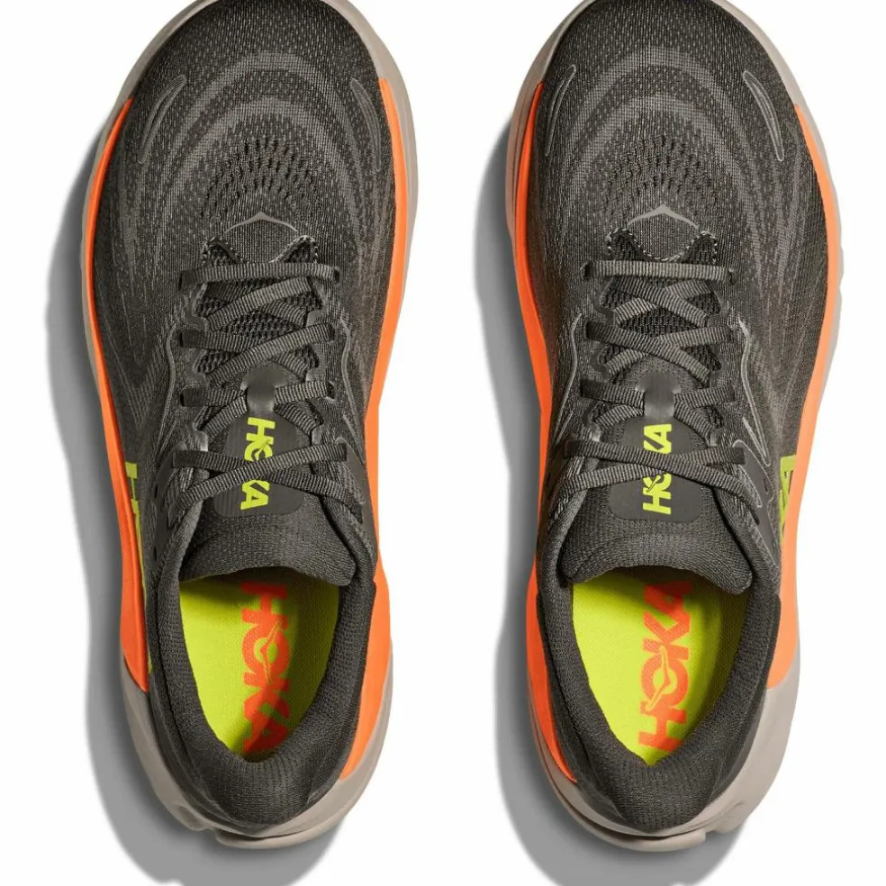 HOKA · Arahi 8