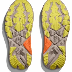 HOKA · Arahi 8