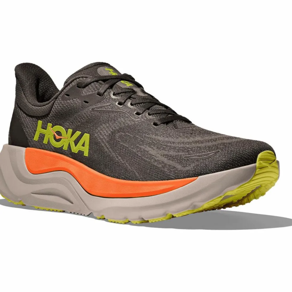 HOKA · Arahi 8