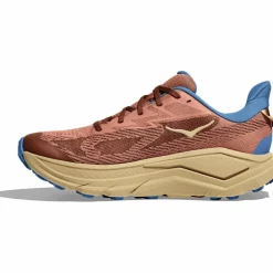 HOKA · Challenger 8