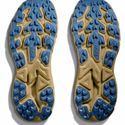 HOKA · Challenger 8