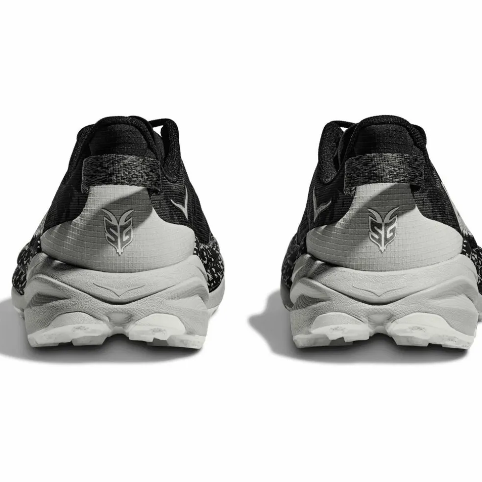 HOKA · Speedgoat 6