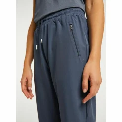 JOY sportswear · ELLIE