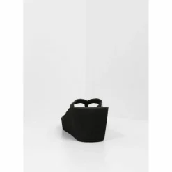 Lascana · Badezehentrenner