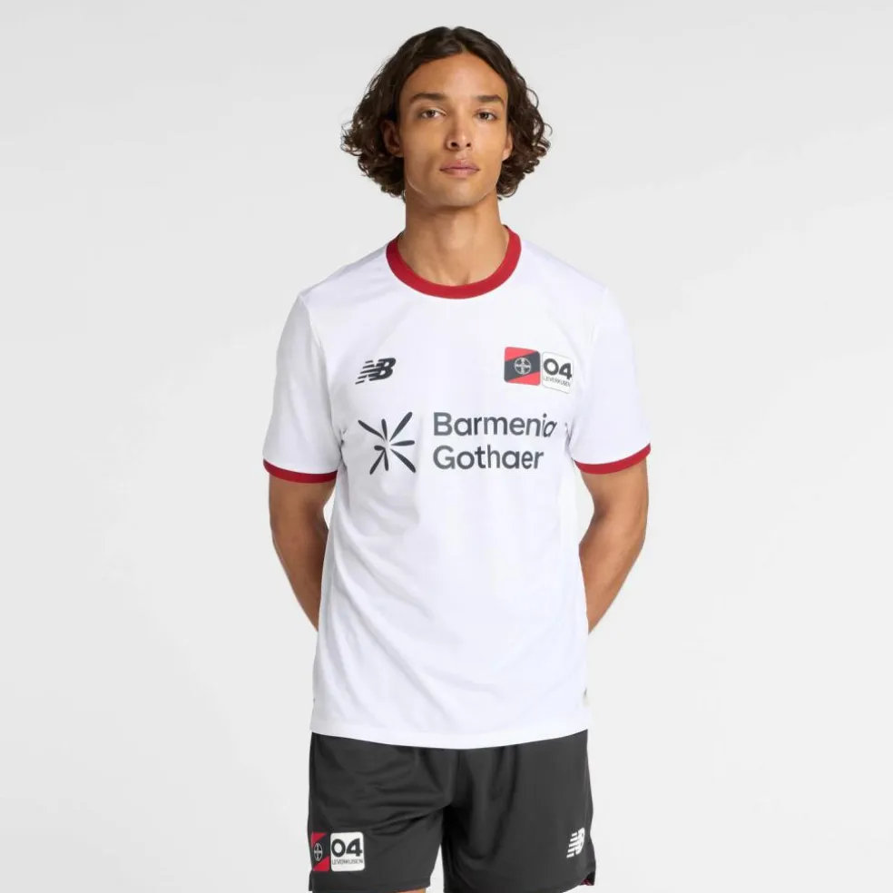NEW BALANCE · Bayer 04 Leverkusen 25/26 Ausweich