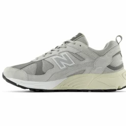 NEW BALANCE · CM878