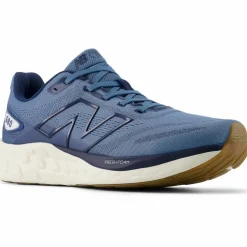 NEW BALANCE · Fresh Foam 680 V8