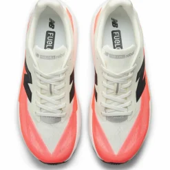 NEW BALANCE · Fuelcell Rebel V 5
