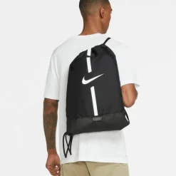Nike · Academy
