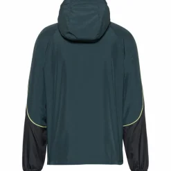 Nike · Academy