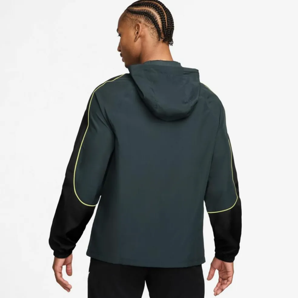 Nike · Academy