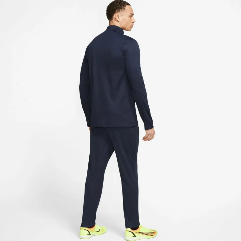 Nike · Academy