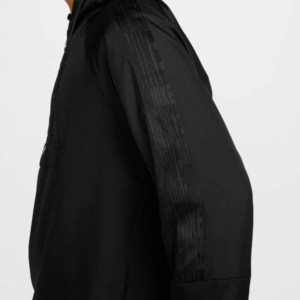 Nike · Academy