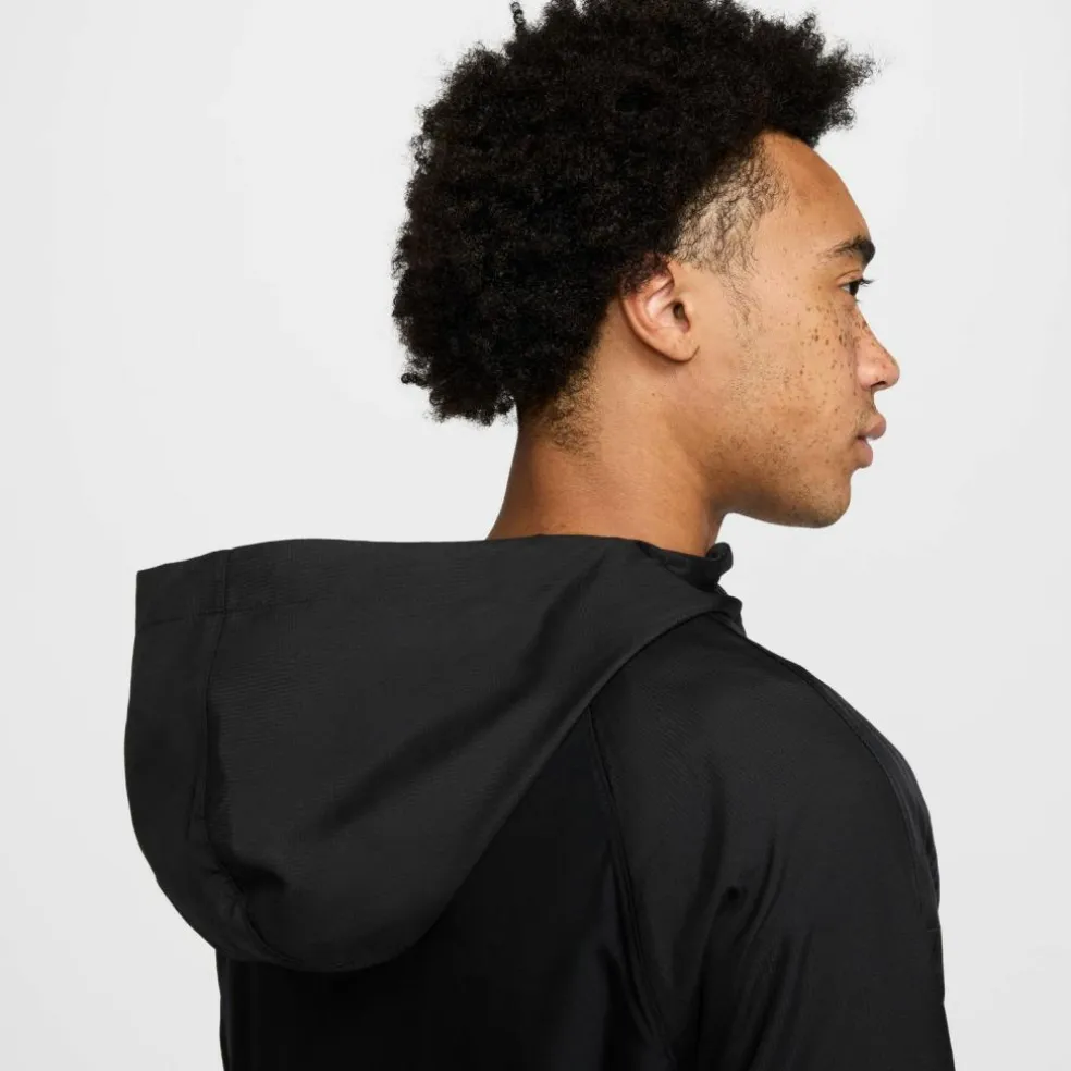 Nike · Academy