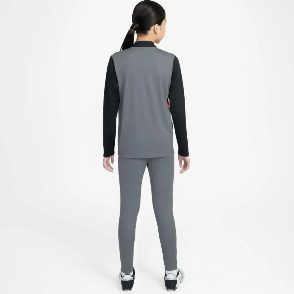 Nike · Academy25