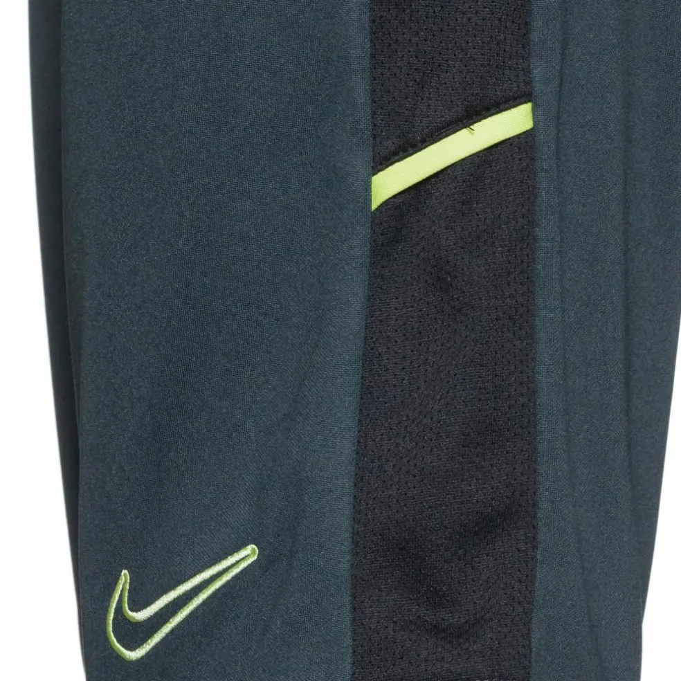 Nike · Academy