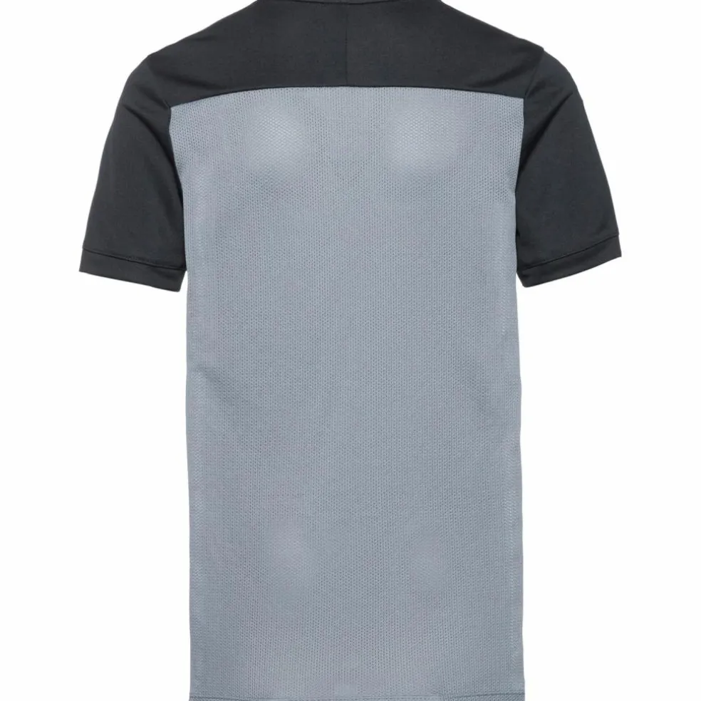 Nike · Academy 25
