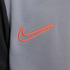 Nike · Academy 25