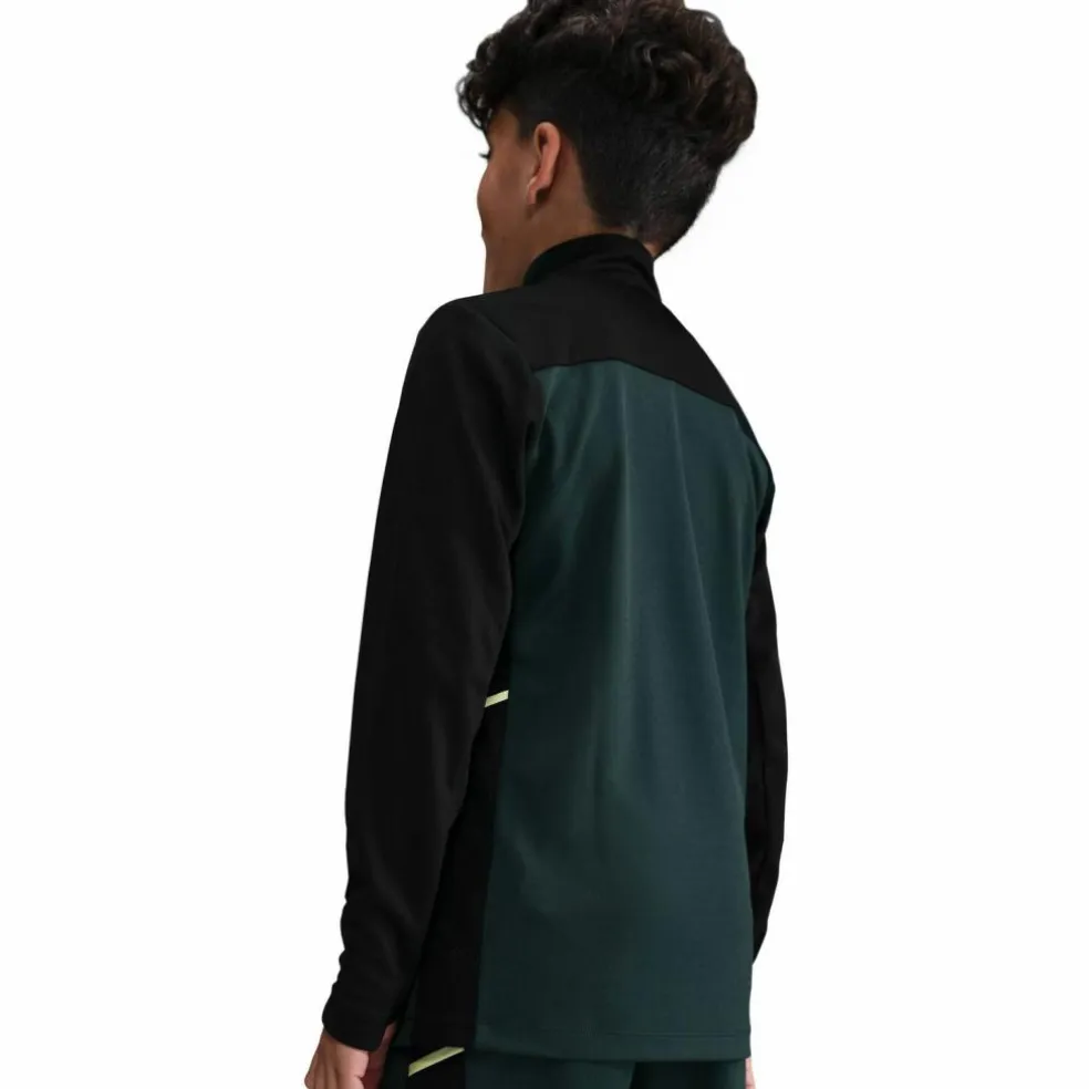 Nike · Academy 25