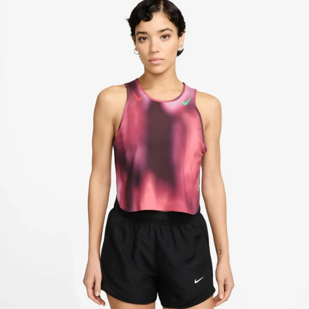 Nike · Aeroswift