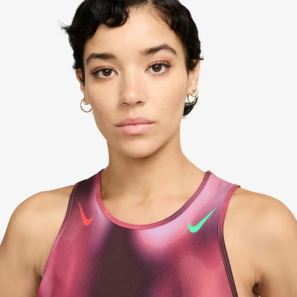 Nike · Aeroswift