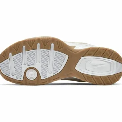 Nike · AIR MONARCH IV