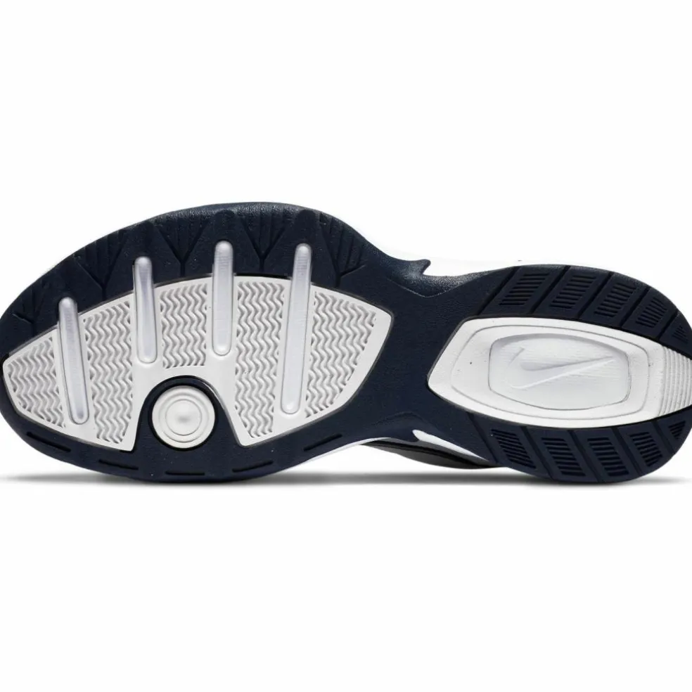 Nike · AIR MONARCH IV