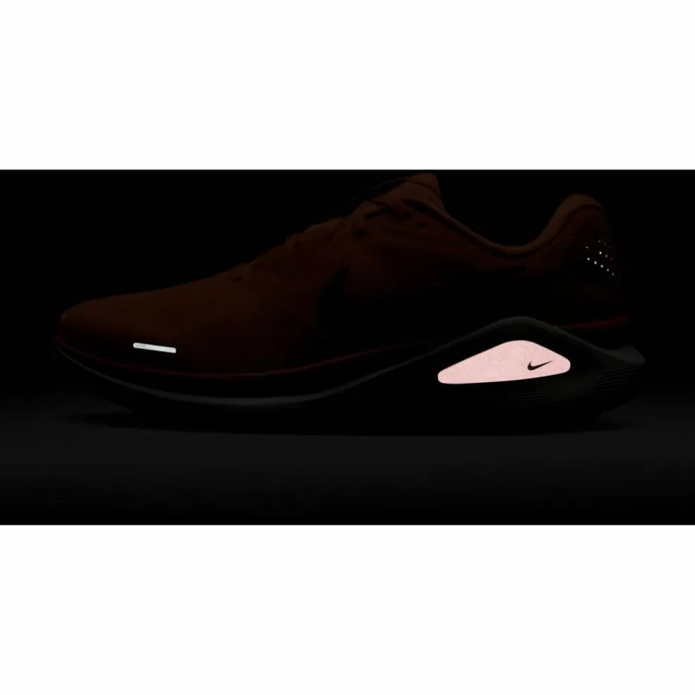 Nike · AIR STRUCTURE 26