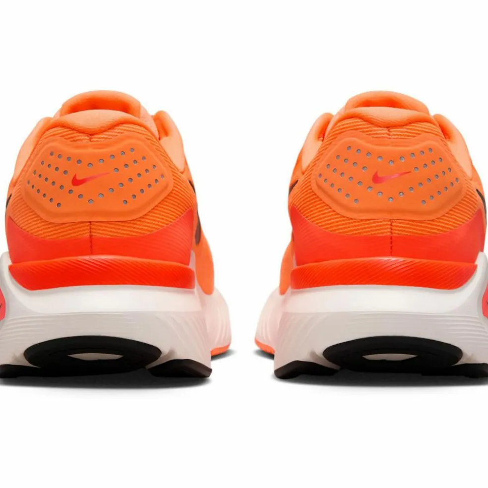 Nike · AIR STRUCTURE 26
