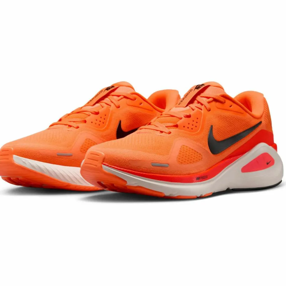Nike · AIR STRUCTURE 26