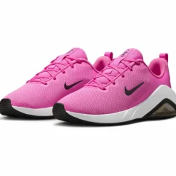Nike · AIR ZOOM BELLA 7