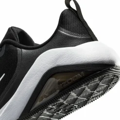 Nike · AIR ZOOM BELLA 7