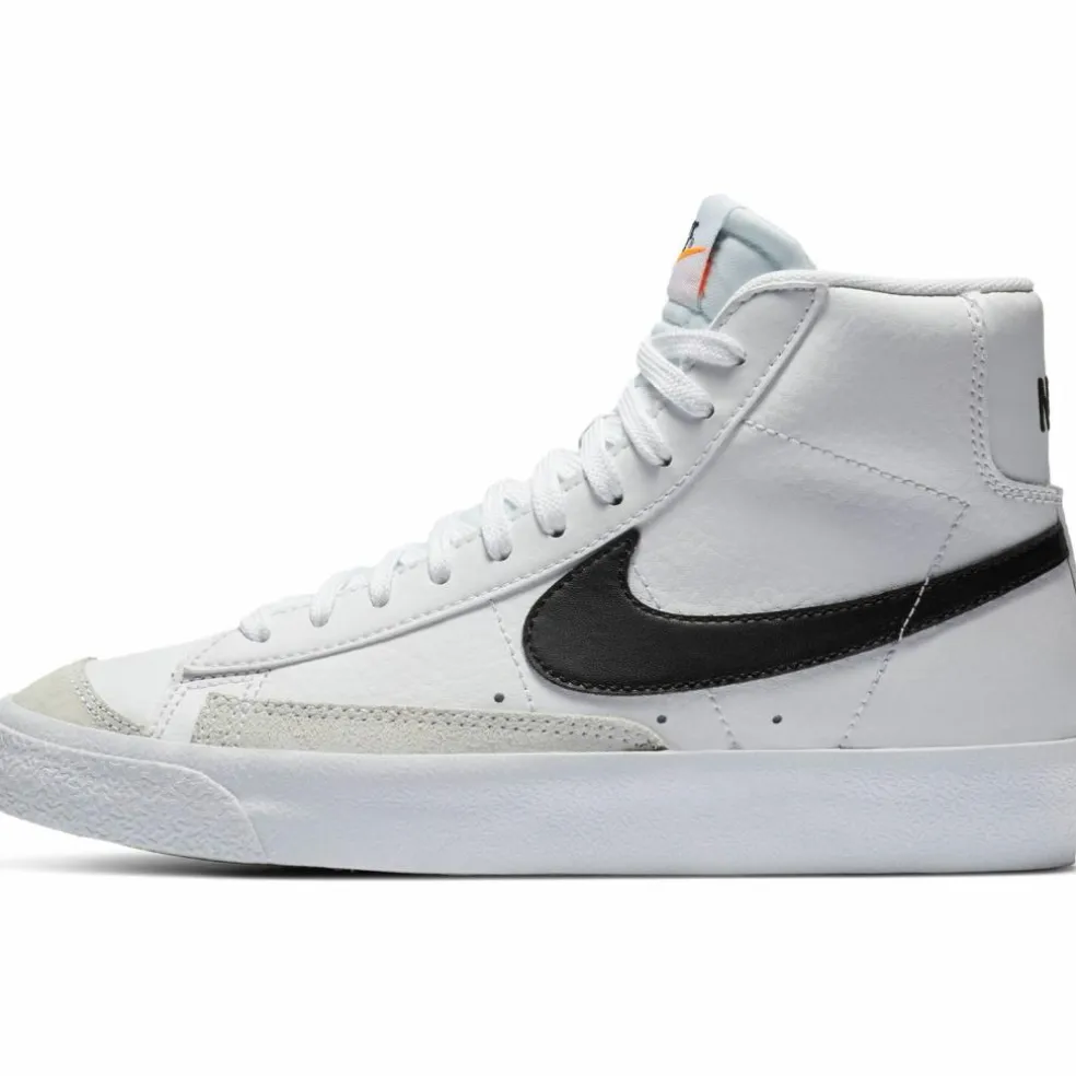Nike · BLAZER 77