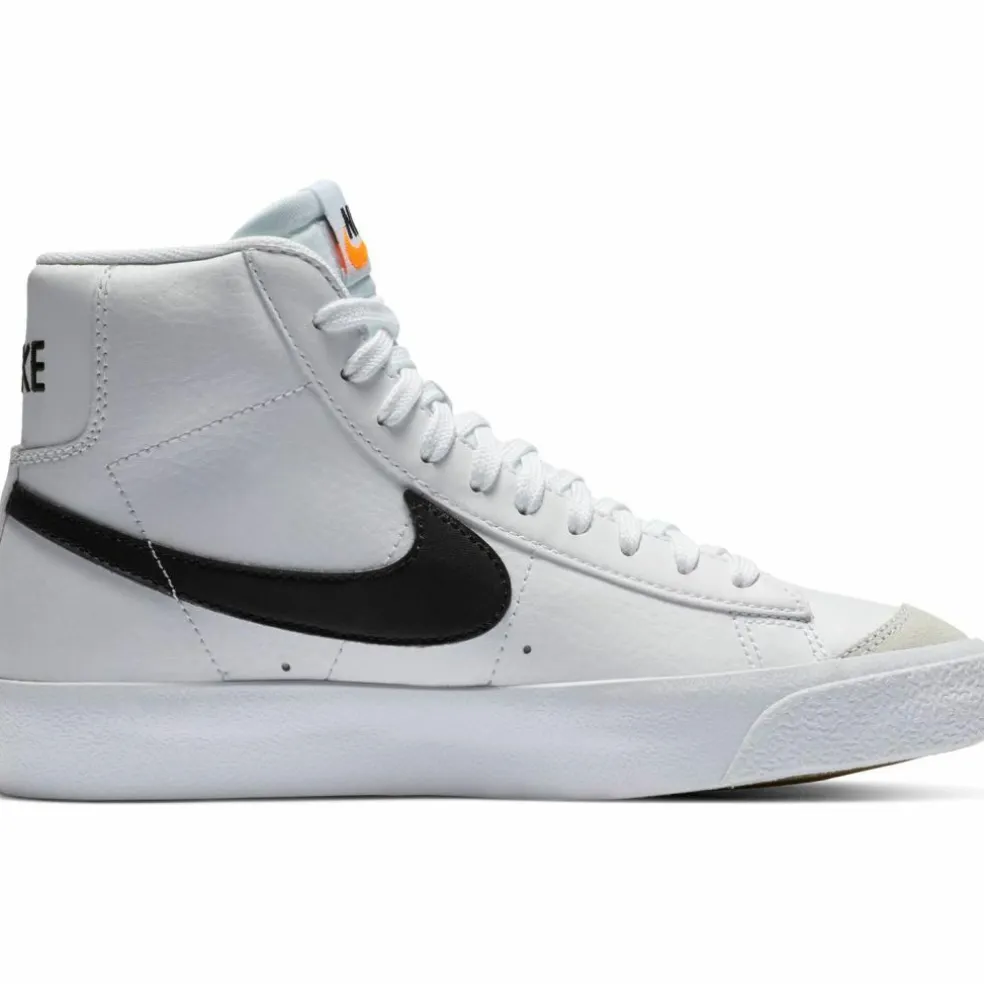 Nike · BLAZER 77