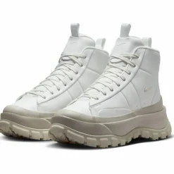 Nike · Blazer Roam Mid
