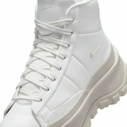 Nike · Blazer Roam Mid