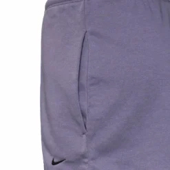 Nike · Chill