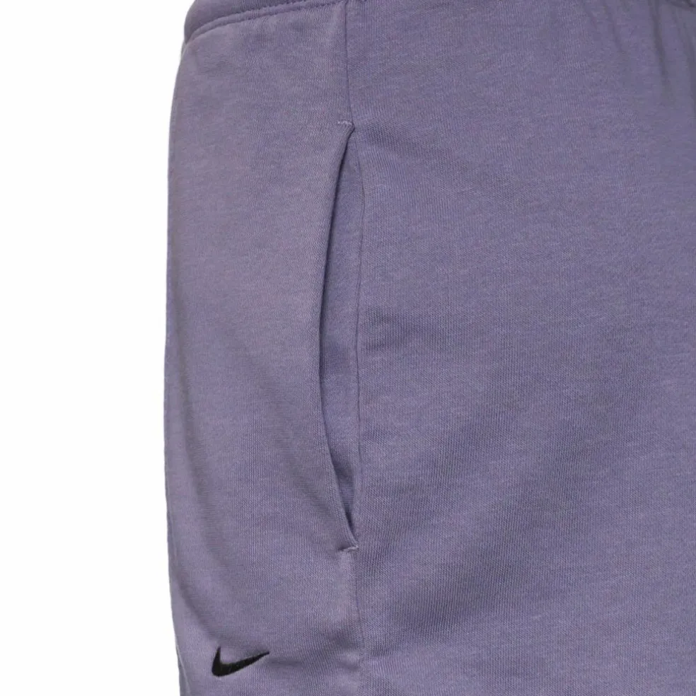 Nike · Chill