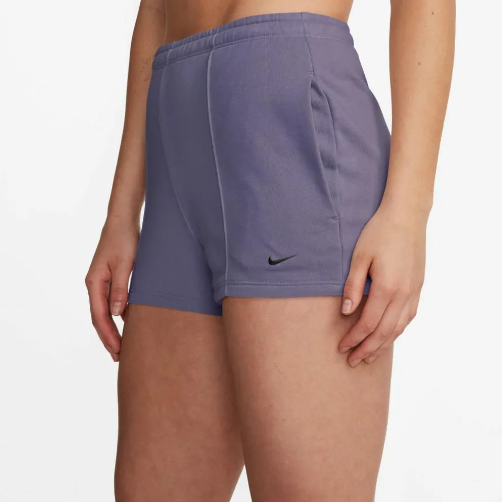 Nike · Chill