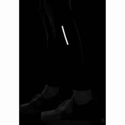 Nike · CHLLGR