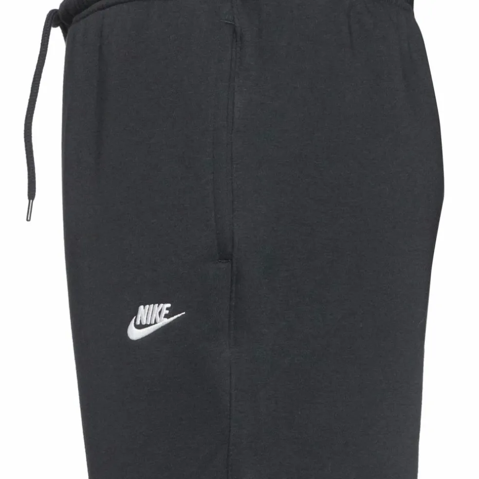 Nike · CLUB