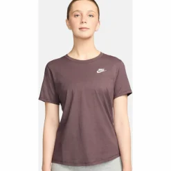 Nike · Club