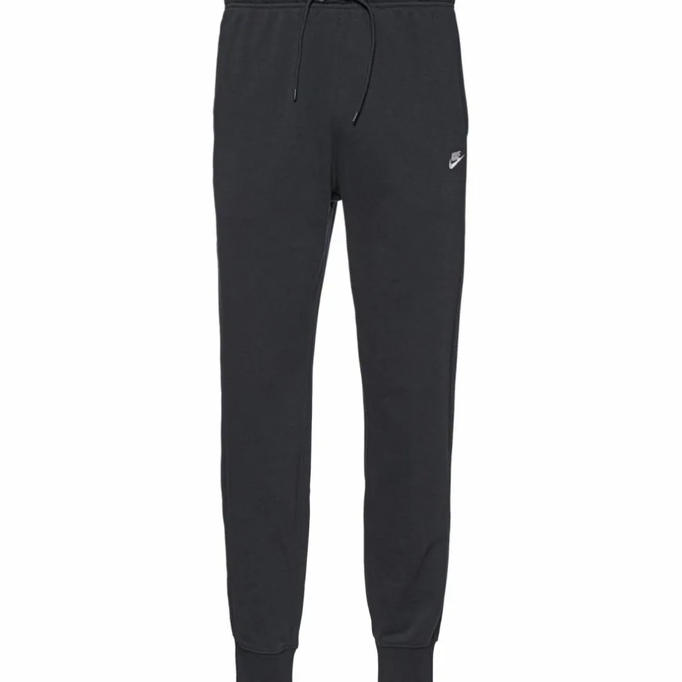 Nike · CLUB