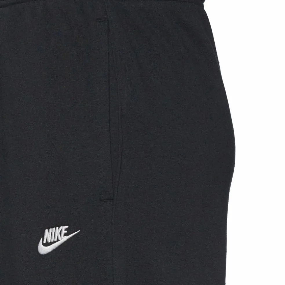 Nike · CLUB
