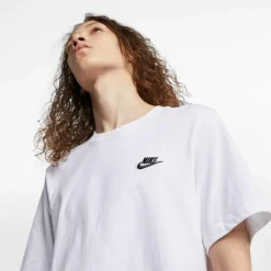 Nike · Club
