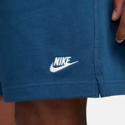 Nike · Club