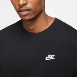 Nike · Club