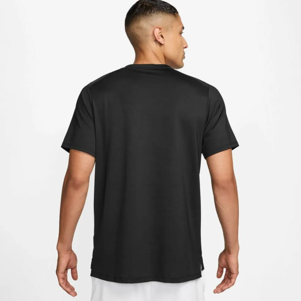 Nike · Court Advantage