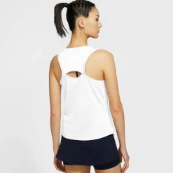 Nike · Court Victory