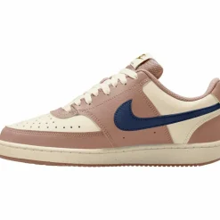 Nike · Court Vision